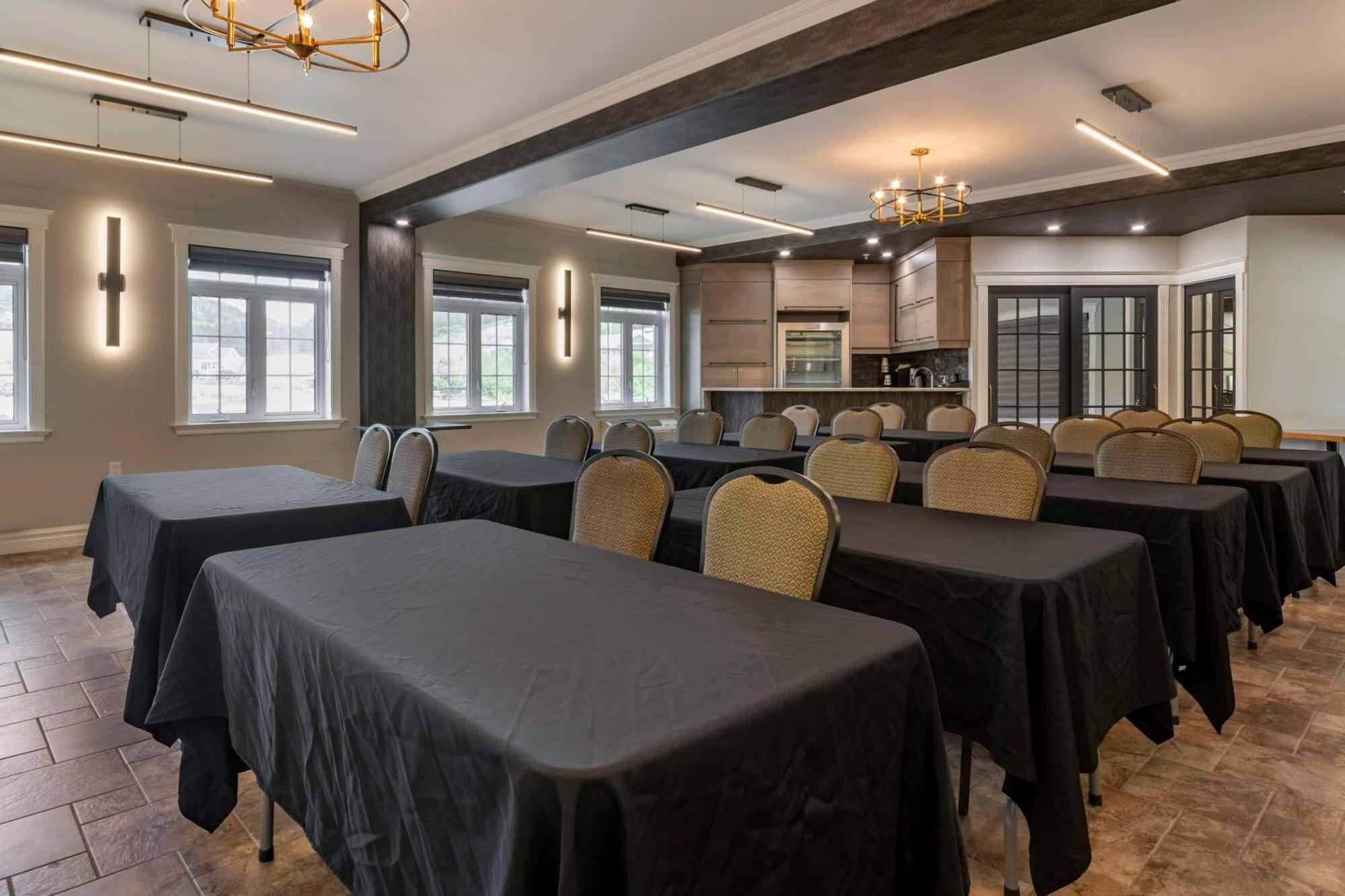 Best Western Plus Edmundston Extérieur photo